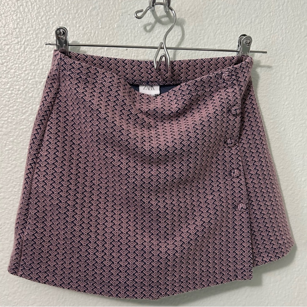 Zara patterned short skirt size 13-14